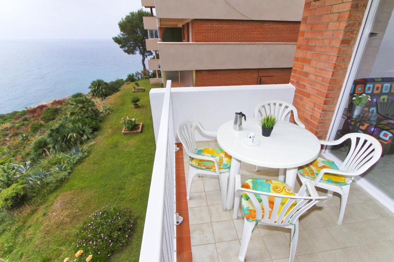 Cabo Menor 2 Planet Costa Dorada Lejlighed Salou Eksteriør billede